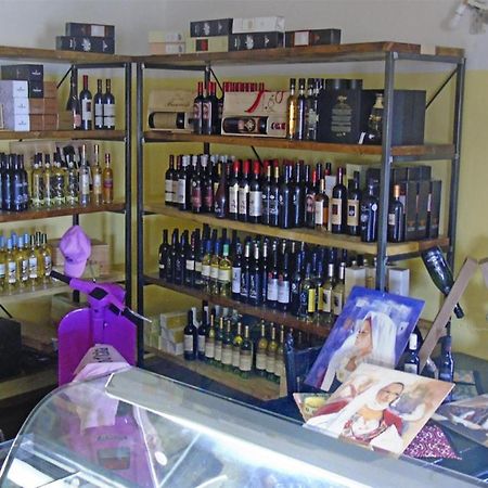 Managheri Wine Bar Oliena Exterior foto