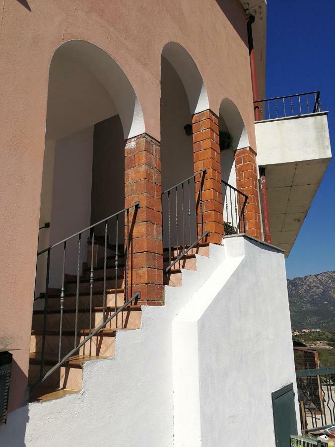 Managheri Wine Bar Oliena Exterior foto